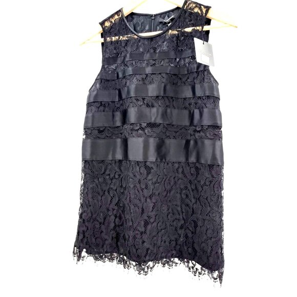 St. John Blouse Silk Lace Rosette Crochet Sleeveless Tank Top Luxury Shirt 2 XS